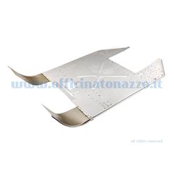 Fund footboard (lung. 62.0 cm - Transp. 42.0 cm) with side extension for Vespa 50 - ET3 - Primavera