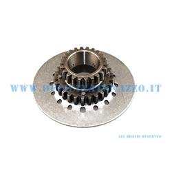 Pinion 22 meshes with primary DRT Z Z 64 Polini straight teeth (ratio 2.90) for 6 springs clutch Vespa