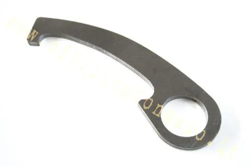 Attrezzo blocca frizione 105x30x3 mm per Vespa VNA-TS, VBA-T4, GS, SS, Rally, PX, PE, T5 e Cosa. Si fissa al carter motore.