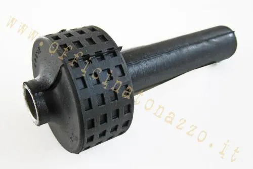 Silent block singolo per traversa motore anteriore Vespa 50, 90, Primavera ed ET3. Montaggio destro o sinistro; verificare sede e perno.