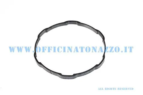 Anello da saldare sulla campana frizione Vespa Largeframe a 6 molle. Per PX 125-150 e modelli classici compatibili; richiede montaggio professionale.