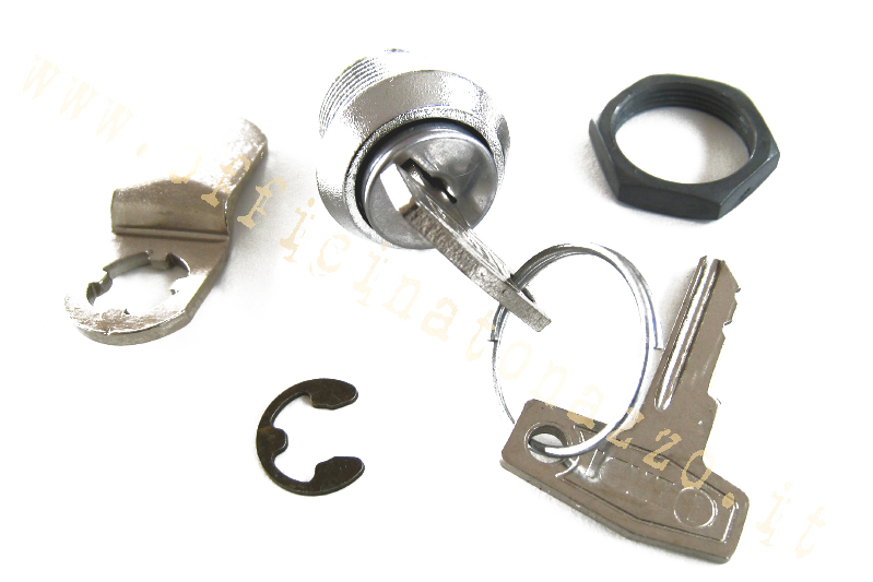 Engine door lock for Vespa 50 - 90 - Primavera - ET3