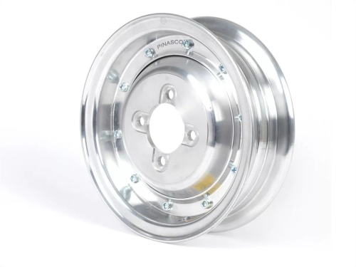Cerchio Pinasco 25471003 tubeless scomponibile 2.10x8 in alluminio lucidato per Vespa Wideframe compatibili con ruote da 8 pollici.