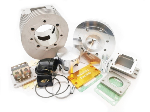 Gruppo termico Pinasco Slave 26034908 da 252 cc in alluminio, Ø72 mm, corsa 62 mm e biella 127 mm, con testa centrale e aspirazione lamellare per Vespa 200 Largeframe compatibili.