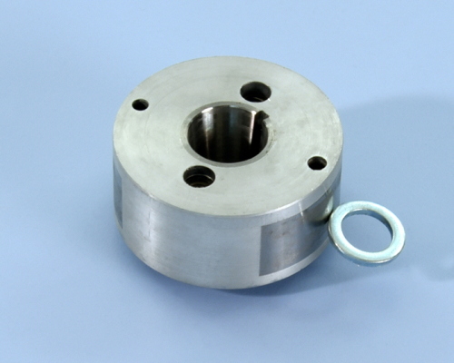 Volano Polini 171.0674 da 326 g e cono Ø20, ricambio dell'accensione PVL 171.0554 per Vespa Smallframe compatibili. GTIN 8054705114397.