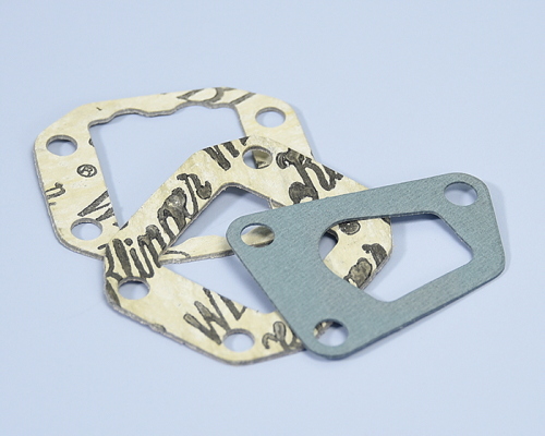 Tre guarnizioni Polini 209.0163 per collettore lamellare a 3 fori Vespa PK 50/125, XL, XL2, FL, N, Rush ed ETS compatibili.
