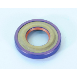 Paraolio Polini 285.0139 lato frizione, misura 22,7×47,05×7/7,5 mm, in FKM e PTFE. Per Vespa 50/125 Smallframe e Ape 50 compatibili.