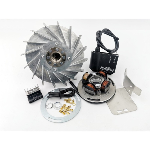 Accensione Pinasco Flytech Touring 26357756: cono 17 mm, volano 2,2 kg, ventola in zama e anticipo variabile per Vespa Wideframe.