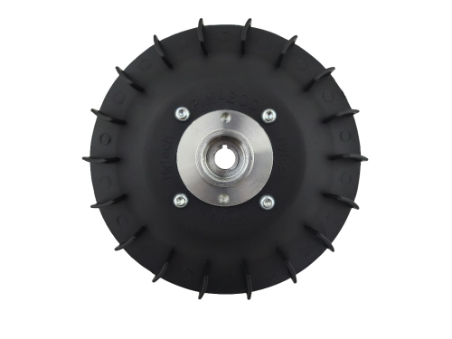 Volano di ricambio Pinasco Flytech 25066843, cono 20 mm e massa circa 0,9 kg, per accensioni compatibili di Vespa Largeframe PX, PE, Cosa e Rally 200 Ducati.