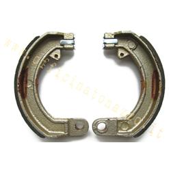 Newfren front brake shoes for Vespa 125 GT - GTR - TS - GL - Sprint - Sprint Veloce - GS150 VS1T> 5T - GS160 - 180SS - 180/200 Rally