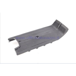 Pedana centrale RMS Classic 142560170 grigio scuro con foro alla base per Piaggio Ciao PX 50. Riferimento Piaggio 188128 comparativo.