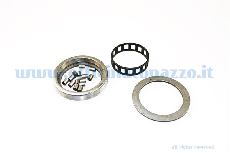 Bearing in loose rollers (28x42,3x9,6) shaft rotates the side gear selector for Vespa 60s 47160 - 81842 - 82806 - 47161