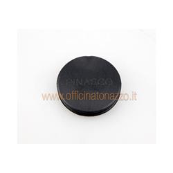 Pinasco cap for transforming the cylinder bonnet from lateral to central spark plug