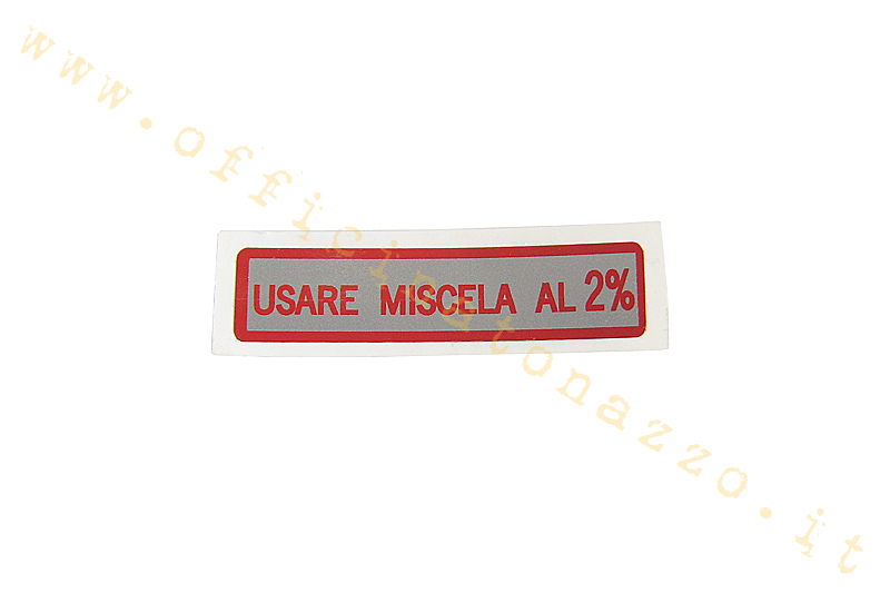 Adesivo Vespa "Usare miscela al 2%" rossa Vespa 50, 90, 125 Primavera - ET3 - Super - GT - GTR - TS - 150 Super - Sprint - Sprint Veloce - 180-200 Rally - PX 125-150-200 (rif.originale piaggio 610054m003)