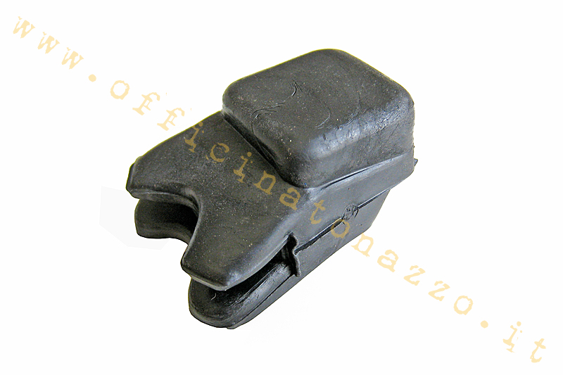 Protective rubber pad for Vespa spare wheel holder