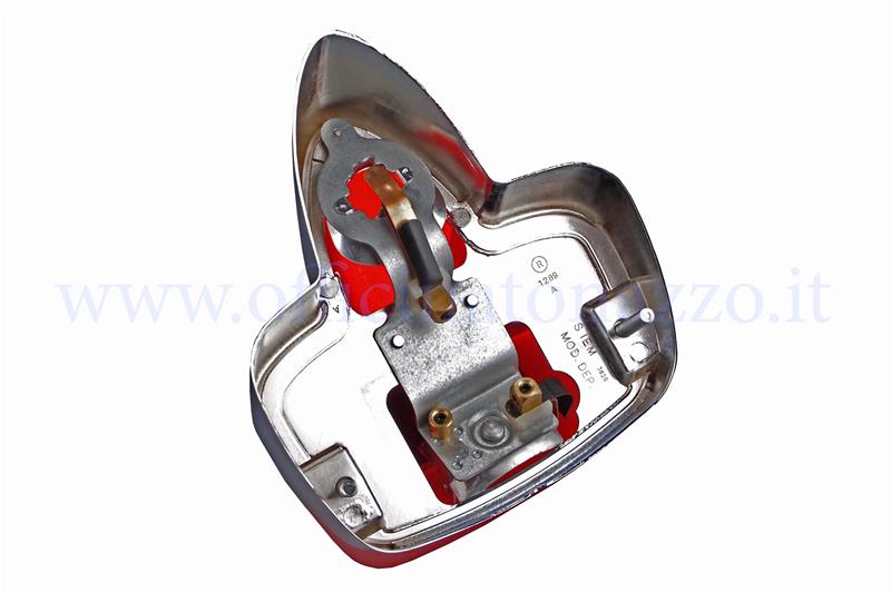 Luz trasera metálica SIEM para Vespa de la marca VNB1> 5T - VBA1T de 110486> - VBB1T> 2T - GS150 de 0087590> - GS160