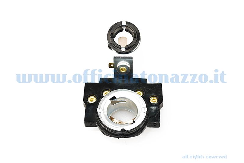 Portalampada fanale anteriore per Vespa Primavera - ET3 - Primavera - Rally - GTR - Sprint Veloce - VNB 3>6 - GS - VBA - VBB (Cod. Rif. Piaggio 92780)