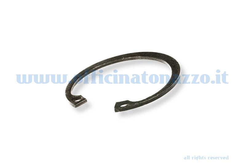 1407 - Seeger Ø32mm pour palier de blocage axe tambour avant 16mm pour Vespa PX 1ère série