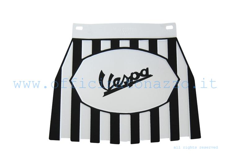 133SS - Mud flaps (with black "Vespa" writing) in black and white "Europa" model rubber