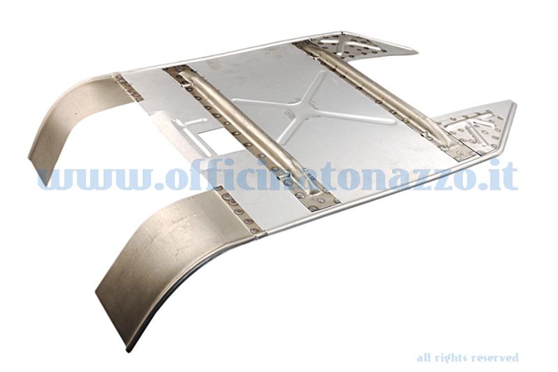 89 / A - Footboard bottom (length 62.0 cm - width 42.0 cm) with lateral extension for Vespa 50 - ET3 - Primavera