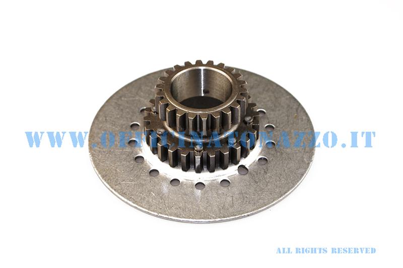 Pinion 21 meshes with primary DRT ZZ 64 Polini (ratio 3.05) straight teeth for clutch springs 7 Vespa