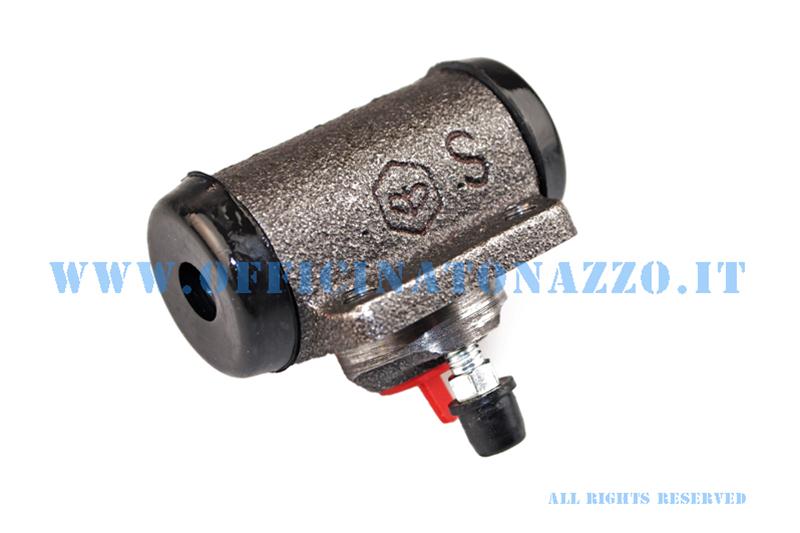 of the brake on the cylinder of the Vespa Cosa