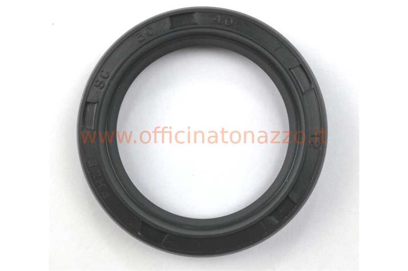 Rear wheel hub oil seal for vespa