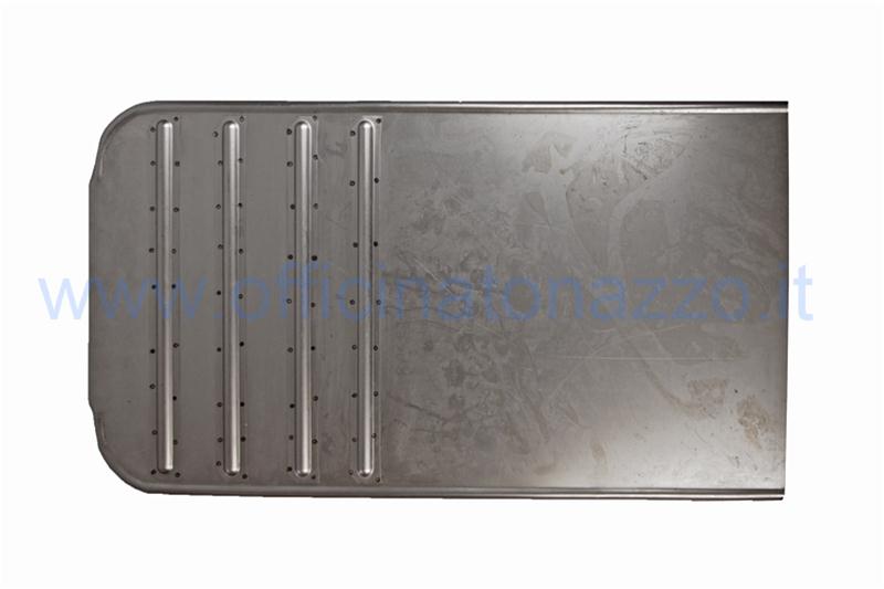 727.FN005 - Footboard bottom (length 52 cm - width 47 cm) for Vespa 98 from 1947> 50