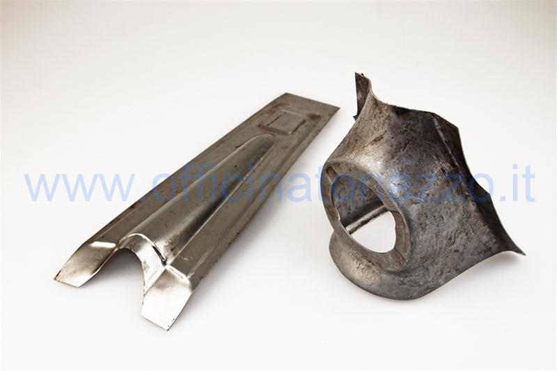 75323400 - Copristerzo completo in metallo da saldare stemma rettangolare Vespa 50- N (solo modello rosso) - 90