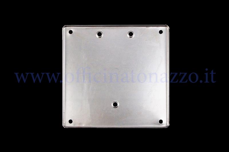 Iron plate holder with attack with three holes for old model plate (16.5x16.5cm)