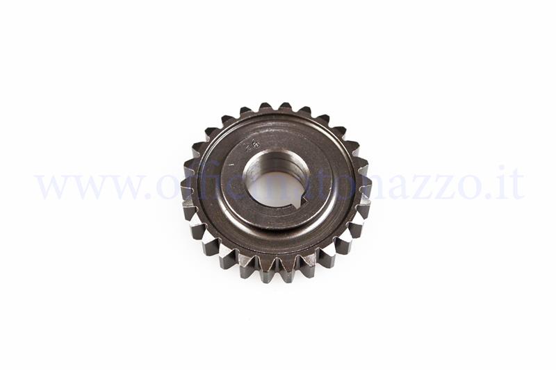 Pinion 26 meshes with primary Pinasco ZZ 69 (ratio 2.65) straight teeth for Vespa 50 - Primavera - ET3