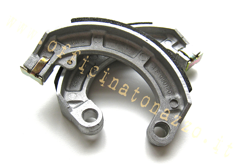 Rear brake shoes for Vespa 50 - Primavera - ET3 - PK S 1st series without arrows