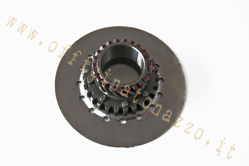 Pignone Z 22 ingrana su primaria Z67 - Z68 per frizione 6 molle Vespa PX
