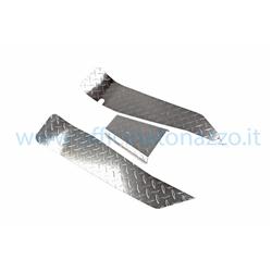 50320000 - Reposapiés de aluminio "Mandorlato" para Vespa 50 - Primavera - ET3