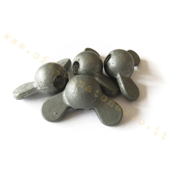 5031 - Dado M5 a galletto per chiusura tappo serbatoio per tutti i modelli di Vespa (vecchi modelli)