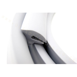 Profil en caoutchouc gris pour capots  Vespa 125 VNL2T GT - GTR &gt