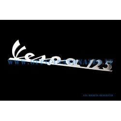 Targhetta anteriore "Vespa 125"(distanza fori 132.73mm)