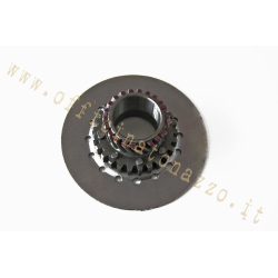 Sprocket Z 20 meshes with primary Z67 - Z68 for Vespa 6-spring clutch