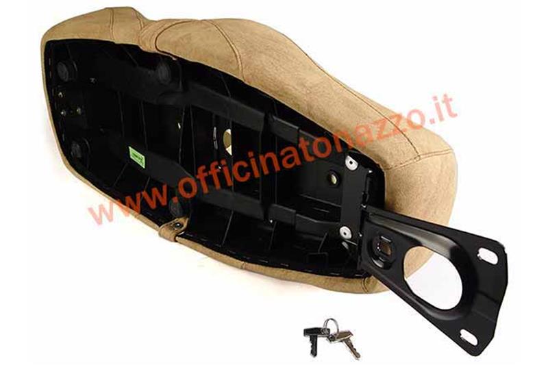 Two-seater foam seat with lock type King & Queen beige for Vespa 125/150/200 - GT - GTR - Sprint Veloce - TS - PX