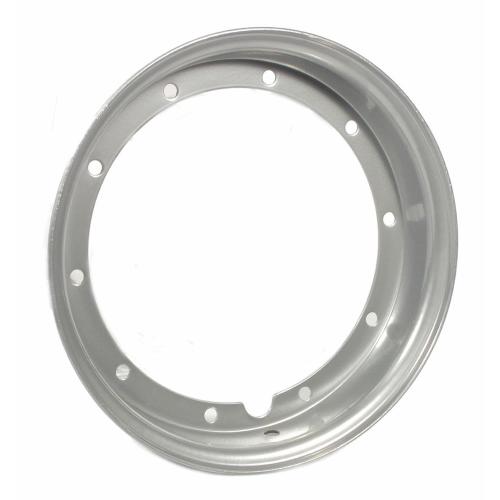 Mezzo cerchio largo SIP 81200000 in acciaio argento 2.10-10, PCD 5/220 e foro 202 mm, per ruote anteriori/posteriori Vespa e LML compatibili.