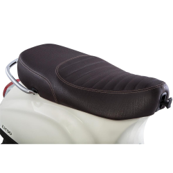 PIAGGIO-Sitz für Vespa LX 50 -150 ccm Touring, braun, genäht, auch für Vespa ET2 /ET4/LX/LXV/S 50-150 ccm