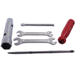 Busta portattrezzi completa di utensili standard per Vespa a telaio grande, pensata come dotazione compatta da tenere a bordo.