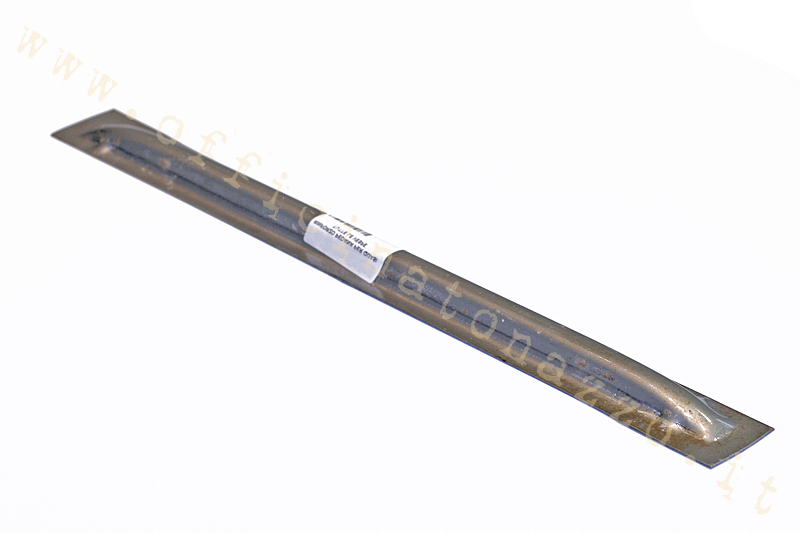 Traversa standard di rinforzo pedana adattabile a quasi tutte le Vespa telaio grande (4X44)