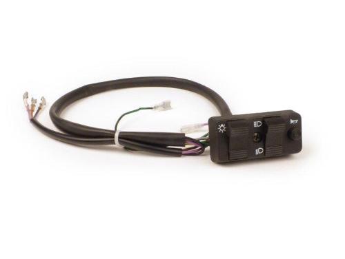 Devioluci BGM PRO a 9 cavi per specifici impianti Vespa PK S Lusso, PK XL e PX Lusso 1984-1998 senza batteria, dotati di raddrizzatore per il clacson e pulsante normalmente aperto.