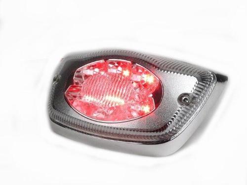 Fanale posteriore BGM PRO 7673021 a LED, lente trasparente e montaggio sostitutivo, per Vespa LX, LXV e S 50-150 cc.