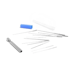 Set BGM ORIGINAL 1800017 con 12 alesatori per getti carburatore, campo 0,6-1,9 mm. Utensili universali per lavorazioni controllate sugli ugelli.