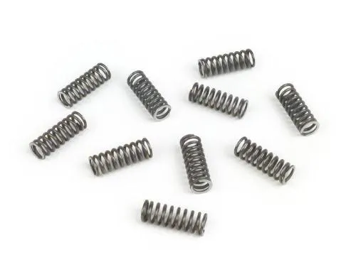 Kit da 10 molle frizione BGM PRO XL da 6,5 N/mm in Oteva70, per Vespa Cosa2 125-200 e PX 125-200 dal 1995 con frizione compatibile.