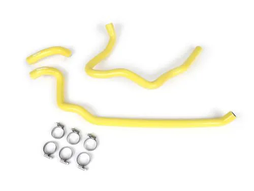 Kit BGM PRO BGM6610YL con tre tubi radiatore preformati in silicone giallo, tre strati, 4 bar e -40/+180 °C, per Vespa GT/GTL/GTS/GTV compatibili.