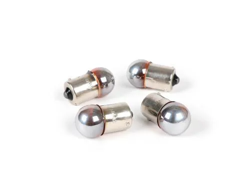 Set di 4 lampadine BGM BGM6601 BA15s 12 V 10 W, arancioni con rivestimento argentato e pioli paralleli per indicatori compatibili.