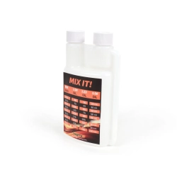 Bottiglia dosatrice BGM PRO 51405 in HDPE, capacità 250 ml, camera superiore graduata a 5 e 10 ml, collo stretto e due tappi a vite.